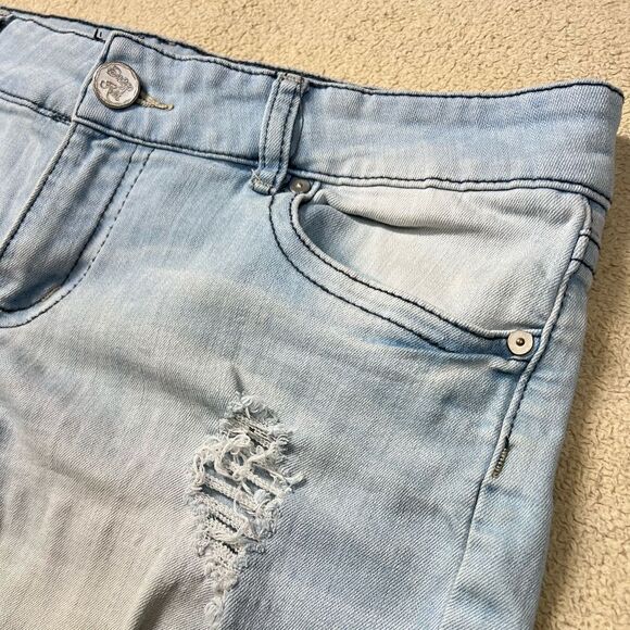 Woman’s ndigo Rein Forever Denim Shorts size 13 - Picture 2 of 9